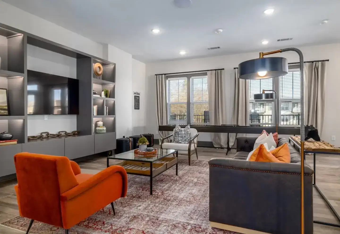 the henry luxury apartments charlotte nc clubhouse lounge